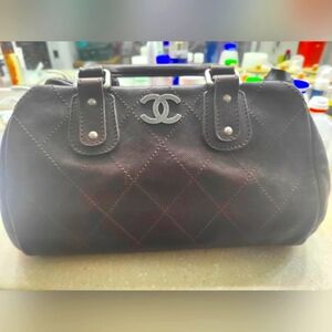 Chanel Doctor's Bag Brown leather purse w/ satchel handles NWT, very spacious